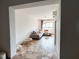 Seafront Apartment With Private Parking