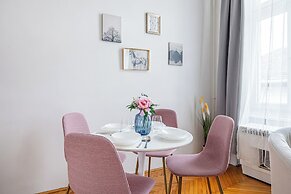 Urban Charm Studio