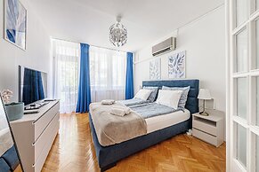 The Palazzo Danube- Buda Prime Location W. Balcony