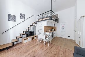 Secret Charming Studio