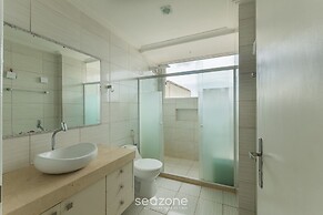 3-bedroom Apt and Ocean View Edi0302