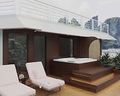 Aime'e Luxury Cruise