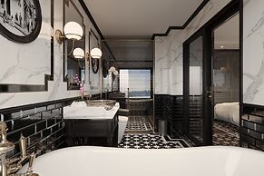 Aime'e Luxury Cruise