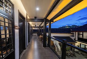 Lijing Yunman Sky Cloud lnn