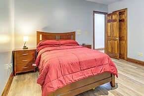 Fishing Pond On-site! Lagrange Apt on 33 Acres