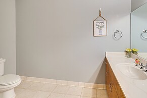 Fishing Pond On-site! Lagrange Apt on 33 Acres