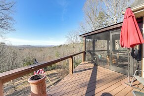 Couples Retreat in Murphy! Mountain-view Home