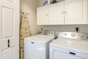 Couples Retreat in Murphy! Mountain-view Home