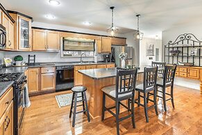 Couples Retreat in Murphy! Mountain-view Home