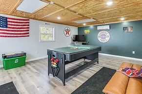 Couples Retreat in Murphy! Mountain-view Home