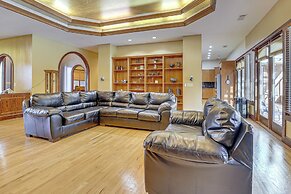 Scenic Lagrange Retreat! 3,600 Sq Ft, Pool Access