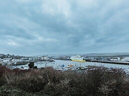 5 Mariners Wharf