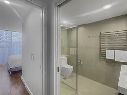 Spacious Modern Apartment in Batemans Bay