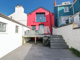 Island House