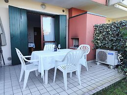 Apartment With Terrace and Pool