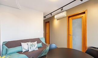 Modern apt in Sudoeste w/ A/C & Wi-fi Cls0101