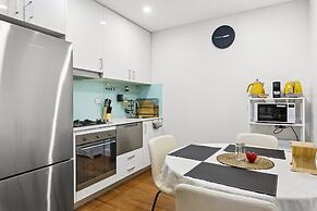 Ground Floor One-bed With Courtyard Access
