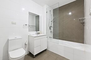 Ground Floor One-bed With Courtyard Access