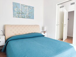 Comfortable Apartment With Pool