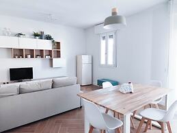 Comfortable Apartment With Pool