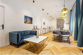 HOTEL BOETIE - CHAMPS ELYSEES