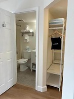 Sea Breeze Inn