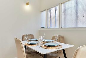 Charming AC Apartment - Buttes Chaumont Park