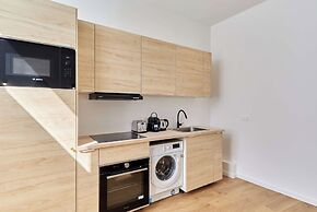 Charming AC Apartment - Buttes Chaumont Park