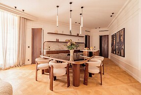 Luxury A/C Apt - 6p/3bdr - Arc de Triomphe
