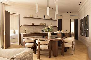 Luxury A/C Apt - 6p/3bdr - Arc de Triomphe