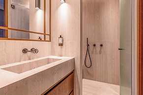 Luxury A/C Apt - 6p/3bdr - Arc de Triomphe