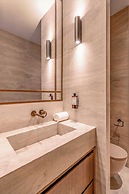 Luxury A/C Apt - 6p/3bdr - Arc de Triomphe