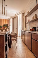 Luxury A/C Apt - 6p/3bdr - Arc de Triomphe