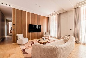 Luxury A/C Apt - 6p/3bdr - Arc de Triomphe
