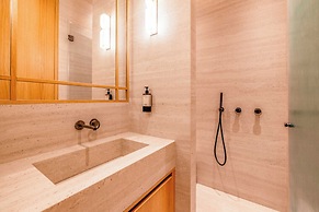 Luxury A/C Apt - 6p/3bdr - Arc de Triomphe