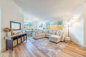 Modern Western Retreat Pet-friendly 4bed/2bath