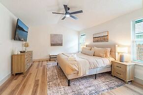 Modern Western Retreat Pet-friendly 4bed/2bath