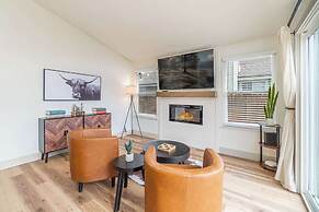 Modern Western Retreat Pet-friendly 4bed/2bath