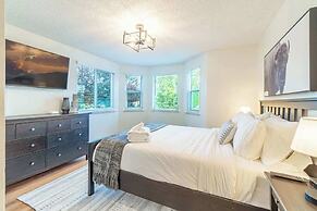 Modern Western Retreat Pet-friendly 4bed/2bath