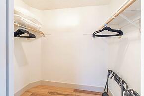 Modern Western Retreat Pet-friendly 4bed/2bath