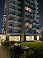Bantree Luxury Apartments by Cozy