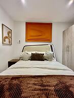 Bantree Luxury Apartments by Cozy