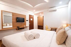 Oak Suites Mylasandra Near Global Village Bangalore