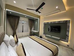 Hotel Raj Hari Palace