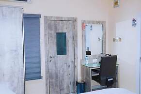 Bedone Hotel and Suites