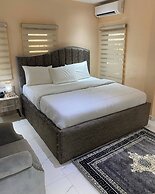 Bedone Hotel and Suites