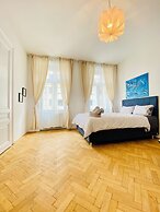 Affordable 2BR Apt For 6 Near Stadthalle
