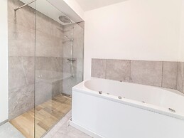 Le Vol du Milan - Premium Villa With Pool