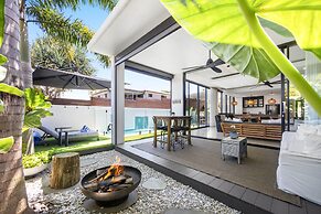 Spacious 3-bedroom Retreat With BBQ and Pool