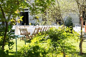 Holiday Home in Pardaillan With Private Pool